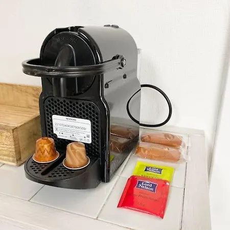 A Deux Pas De La Et Des Commerces * 卡布尔