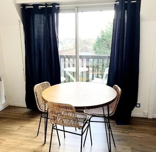 Apartament A Deux Pas De La Et Des Commerces Cabourg